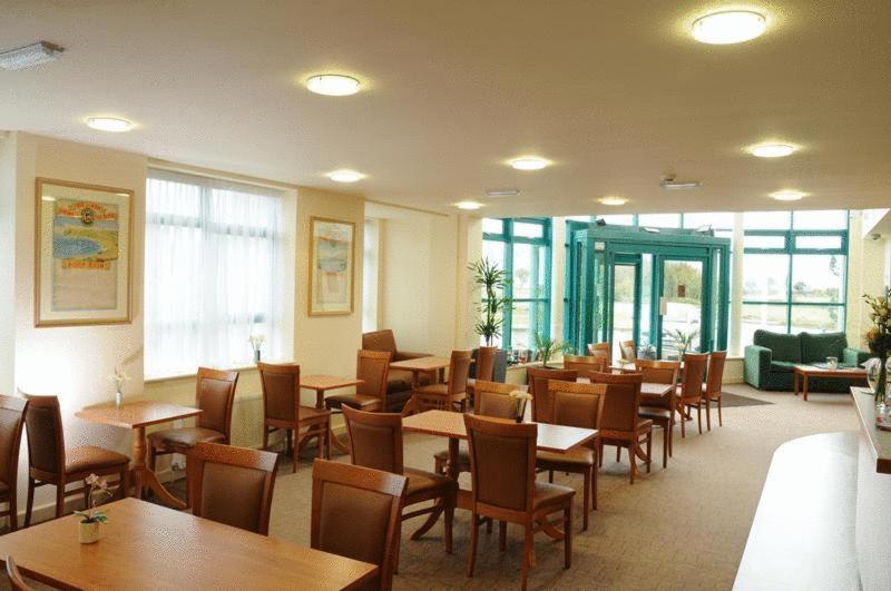 Sefton Express Hotel Ballasalla Экстерьер фото