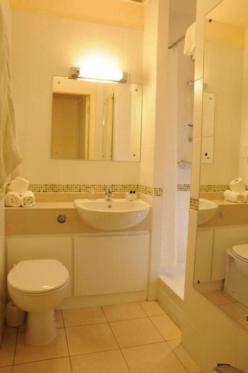 Sefton Express Hotel Ballasalla Номер фото