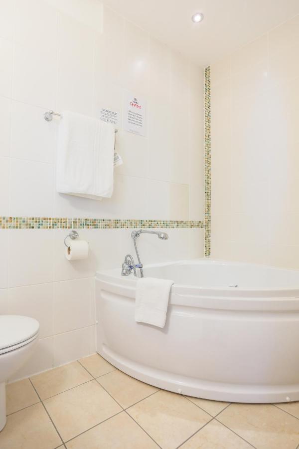 Sefton Express Hotel Ballasalla Экстерьер фото